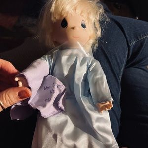 Precious Moments angel